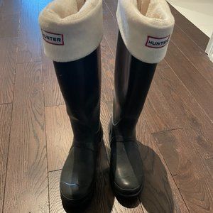 Hunter Rain Boots with Hunter Socks